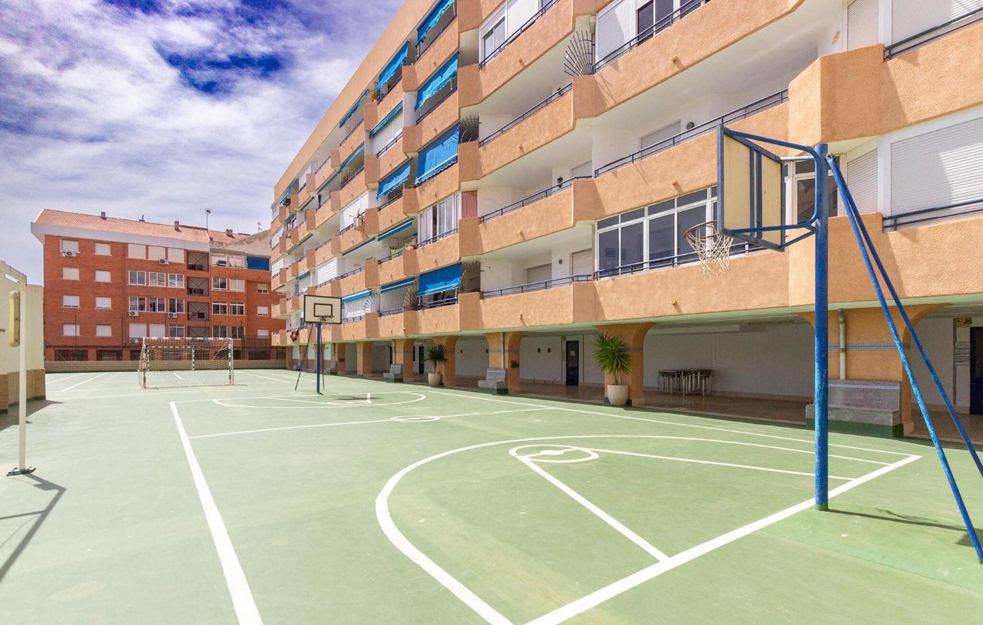 Nice Apartment In Torrevieja With Kitchen Exteriör bild