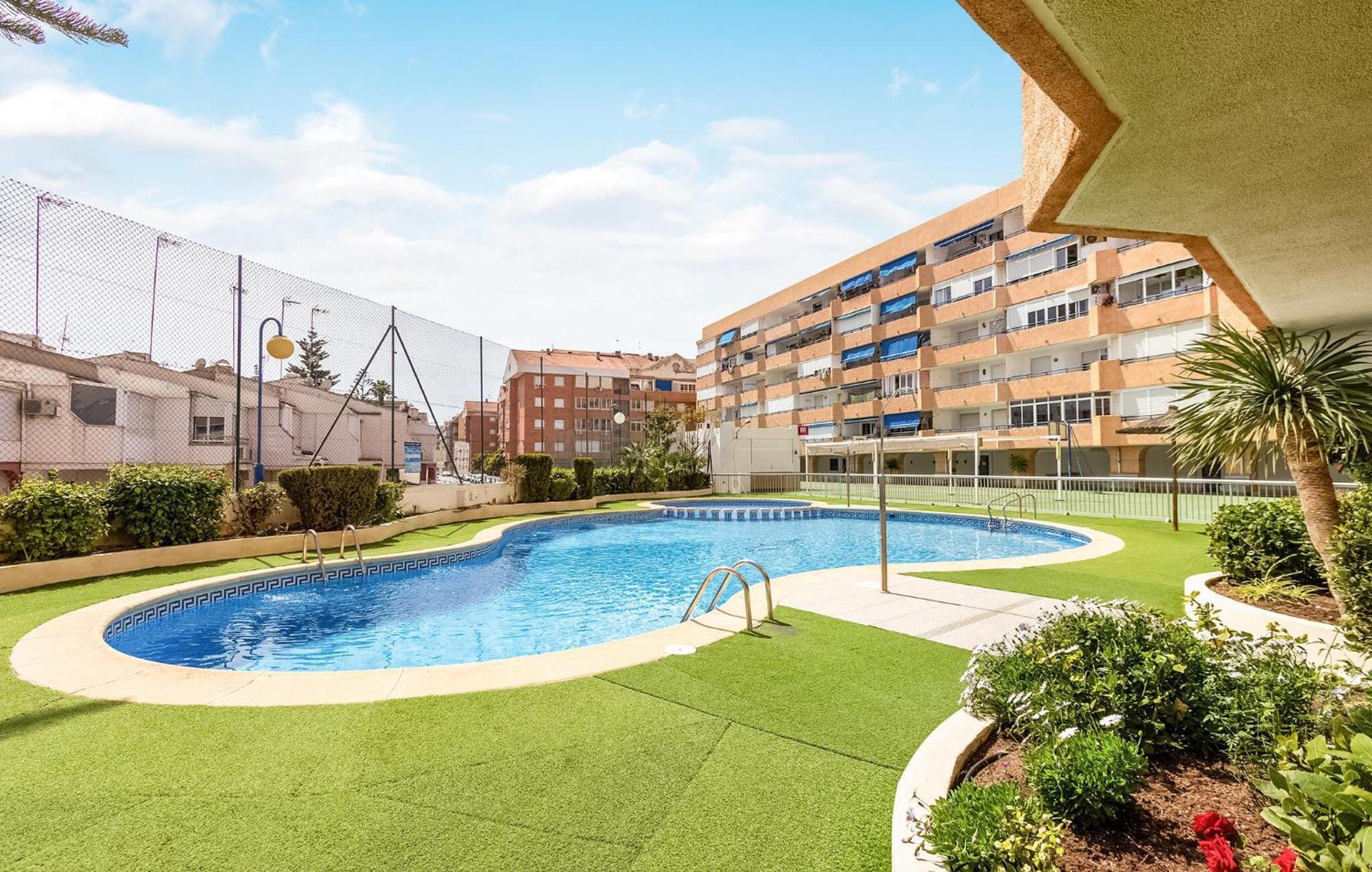 Nice Apartment In Torrevieja With Kitchen Exteriör bild