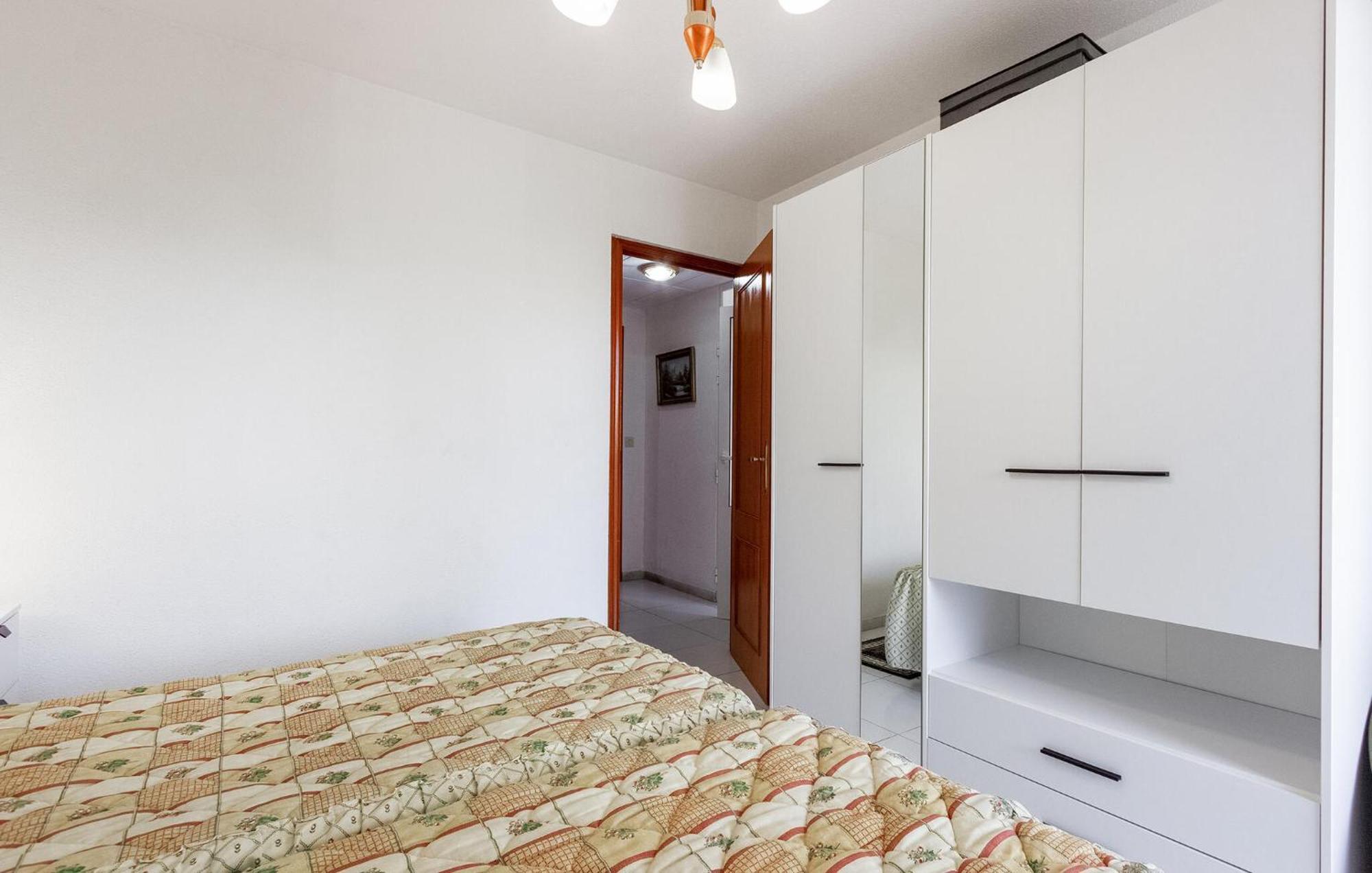 Nice Apartment In Torrevieja With Kitchen Exteriör bild