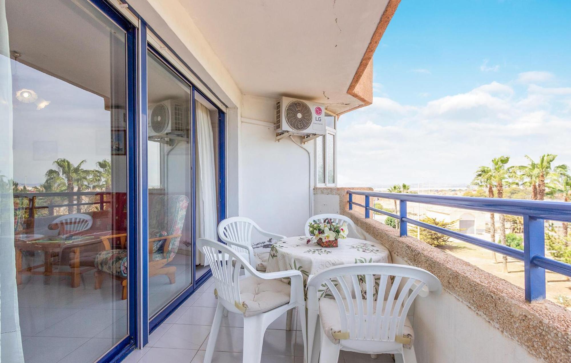 Nice Apartment In Torrevieja With Kitchen Exteriör bild