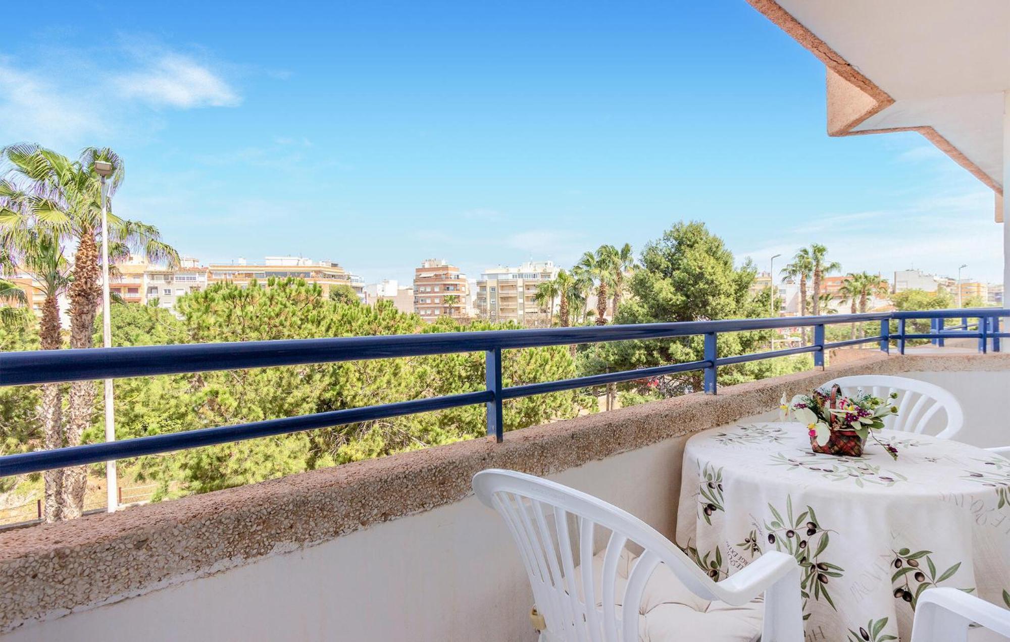 Nice Apartment In Torrevieja With Kitchen Exteriör bild